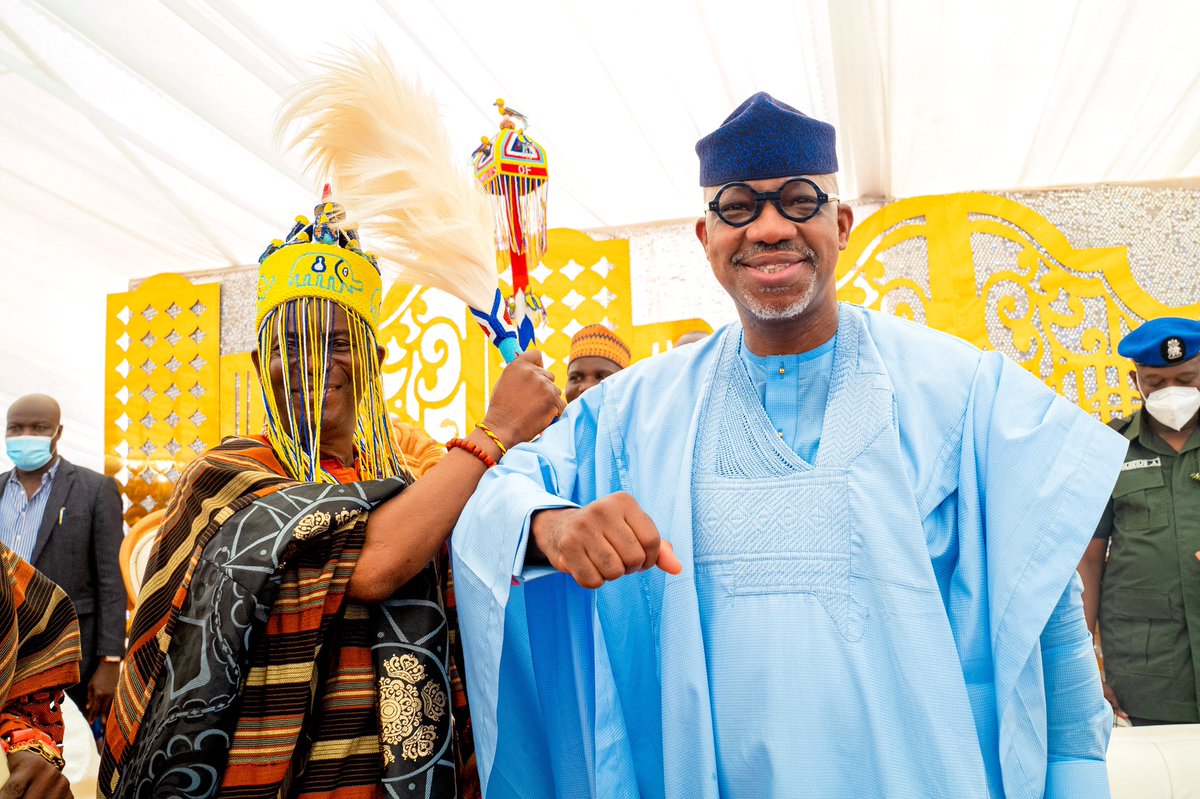 DapoAbiodunCON's tweet photo. The new Orimolusi of Ijebu-Igbo, His Royal Highness, Oba Lawrence Jaiyeoba Adedeji Adebayo has been successfully installed, after twenty-eight years that the stool had been vacant. This installation is evidence of our reverence for our traditional rulers. https://t.co/30xSqITe8K