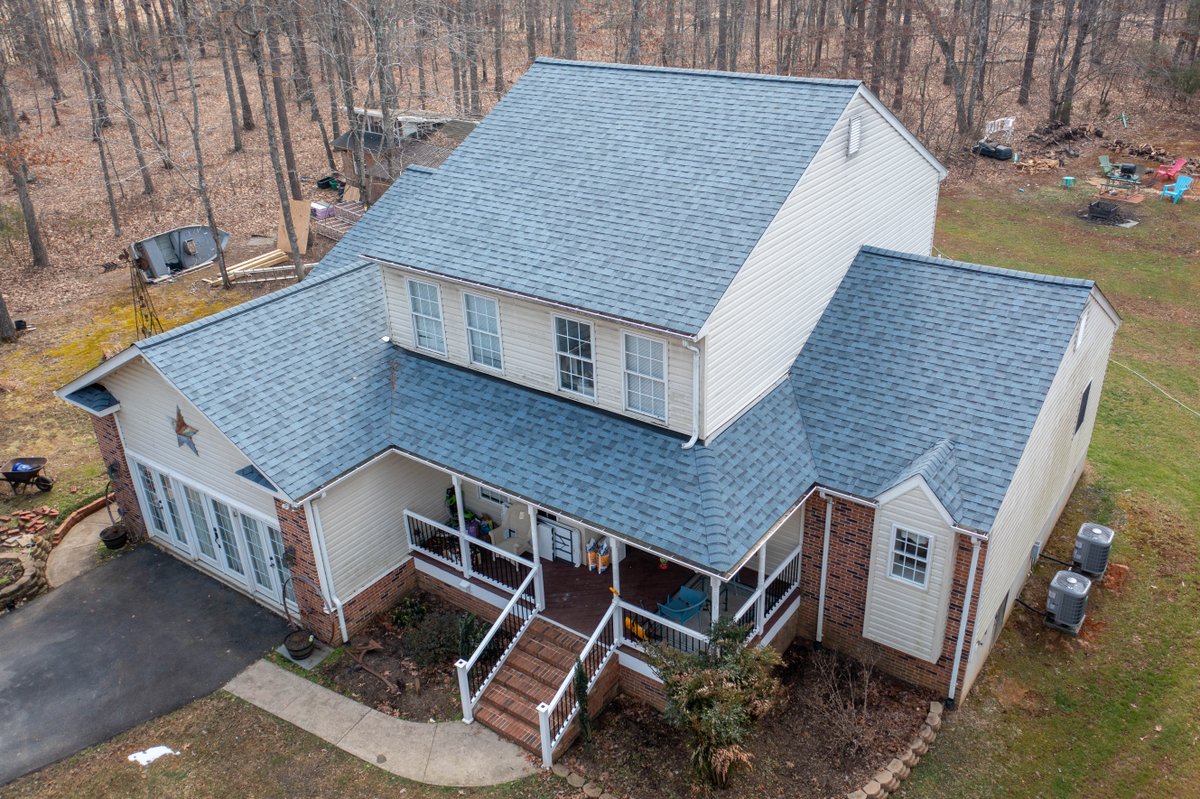 CenvarRoofSolar's tweet photo. This month's featured shingle color is Harbor Blue from Owens Corning! These shingles look amazing on this home in Charlottesville. To see more color options, check out our gallery at https://t.co/lRQBB6ENXR https://t.co/x4P1XuBM4c