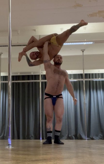 Off to see @AndromedaCircus for more of this today Getting back into our groove, putting together something<a class="tags" target="_blank" title="On Twitter" href="/?out=eyJ0eXAiOiJKV1QiLCJhbGciOiJIUzUxMiJ9.eyJpYXQiOjE3MjAzMTIzNDIsImlzcyI6InR3cG9ybnN0YXJzLmNvbSIsIm5iZiI6MTcyMDMxMjM0MiwiZXhwIjoxNzUxODQ4MzQyLCJyZWRpcmVjdF91cmwiOiJodHRwczovL3R3aXR0ZXIuY29tL0FuZHJvbWVkYUNpcmN1cyJ9.UQBW5dEVftmak4fMcjoO8f79TfbSOJ9YeHL43Z_3JVV--49ksHY8v1SQl8QO1rLU8WkkpDPYRwBg7S74zFQ78g">@AndromedaCircus</a><a href="/tag/acrobalance"class="tags"><span>#acrobalance</span></a>