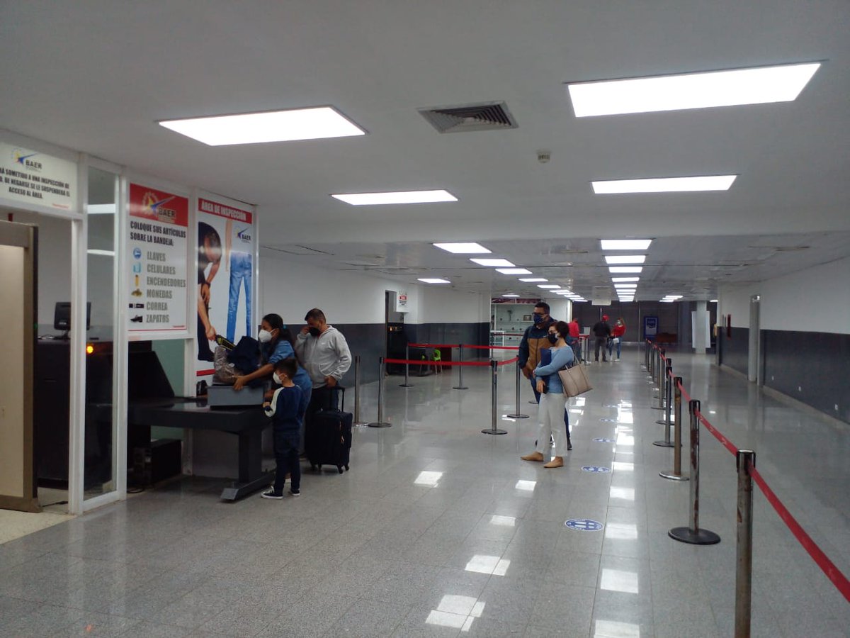 baer_ve's tweet photo. #23Feb | ¡Somos tu conexión! El Aeropuerto Inter. GD José Antonio Anzoátegui te lleva a conocer las Islas Chimanas, Borrachas o Picudas, todas ubicadas en el oriente venezolano donde puedes aprovechar de broncearte en estos carnavales #ConstruirPatriaEsProducir https://t.co/mIBOuDSyAa