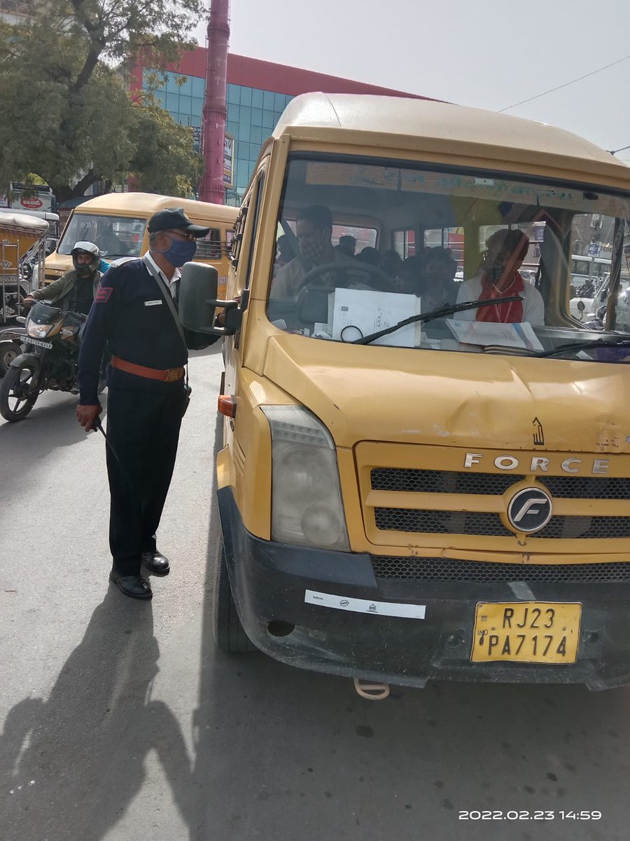 Sikar Traffic Police tweet media