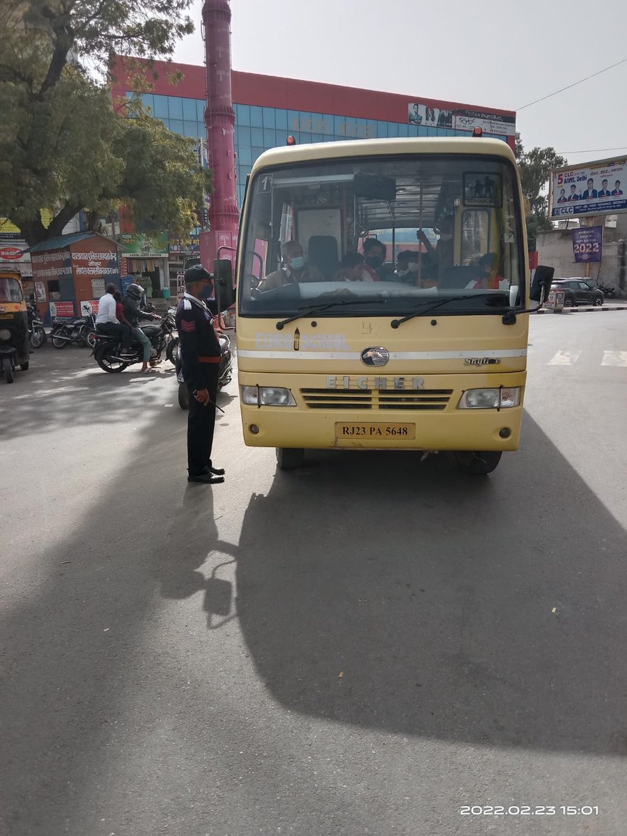 Sikar Traffic Police tweet media