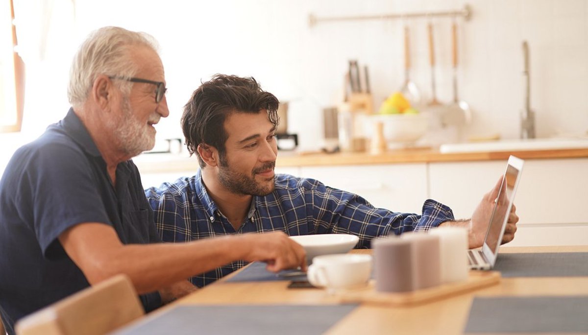 Family caregivers provide an immense contribution, often at significant personal cost and with little guidance. These goals can improve the lives of family #caregivers and their loved ones. bit.ly/3nChzaS <a href="/AARP/">AARP</a> #homecare