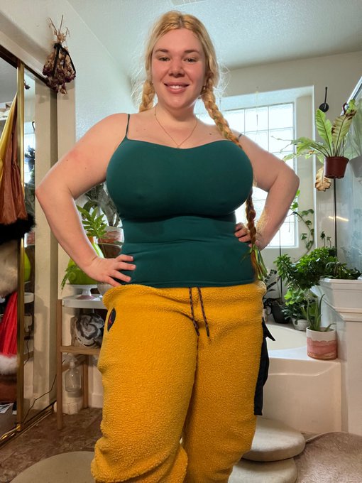 Just went on a hike in the rain. 10/10 would recommend. https://t.co/EaakEaEbgW