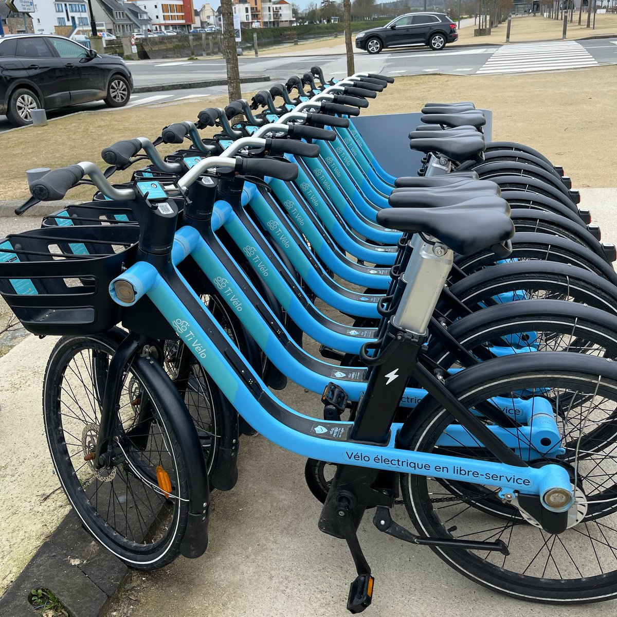 Ronan Loas tweet media