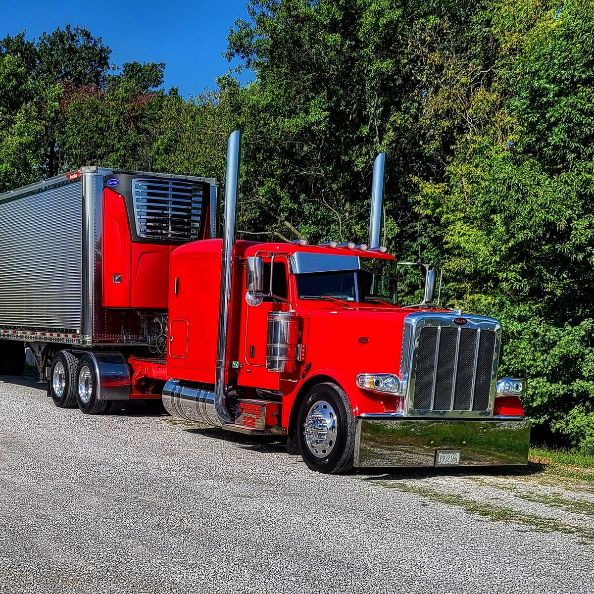 CATScaleCo's tweet photo. Our CAT Scale #RigOfTheWeek is Tyler Woolley's 2016 Peterbilt.
Check it out here: https://t.co/rPZJaKDWY6
#CATScale #RigOfTheWeek #SuperTruck https://t.co/IJuJ24FpEY