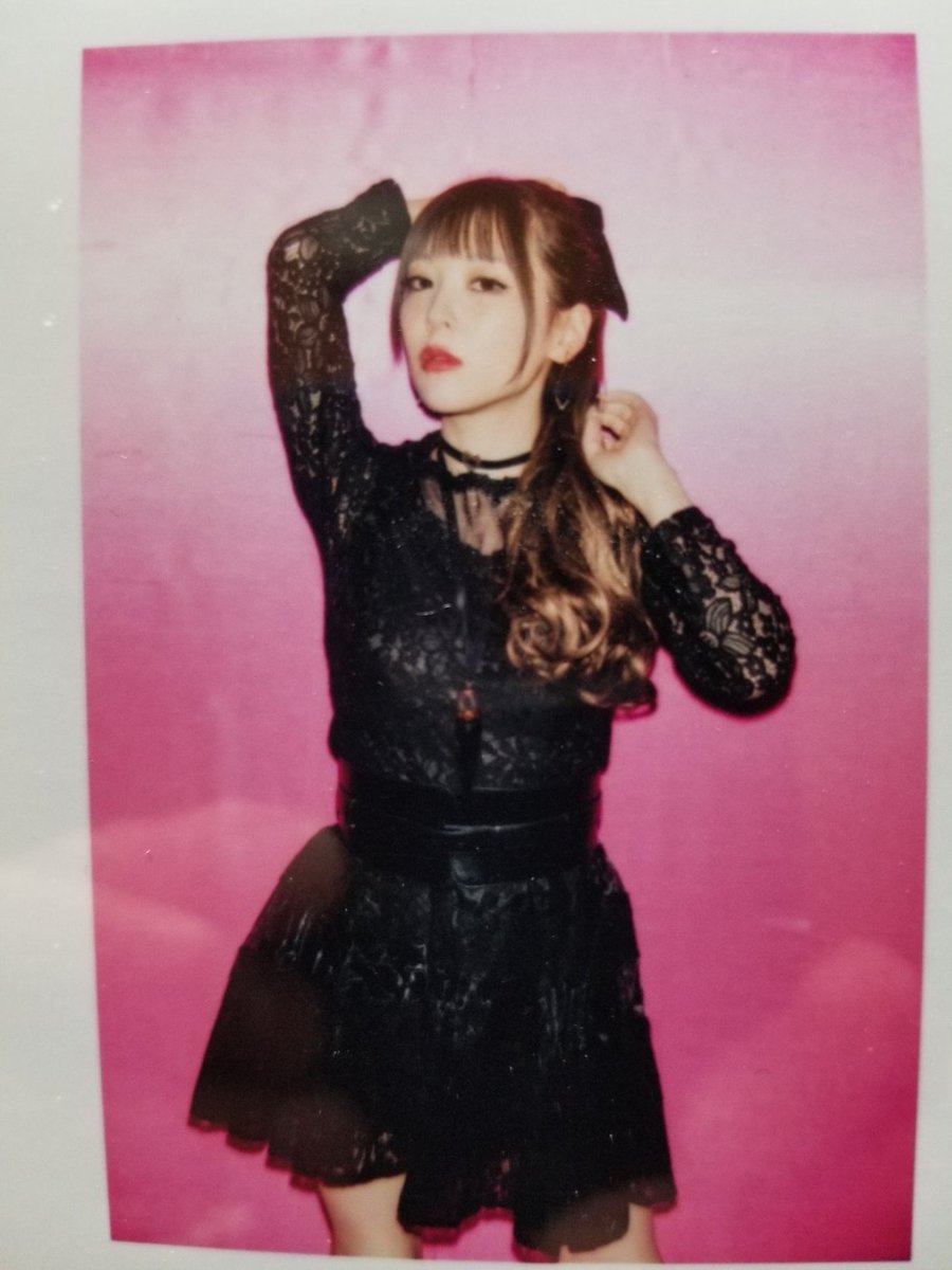 kazu_maon's tweet photo. おはよう☀️
フレーフレー真音ちゃん
がんばれがんばれ真音ちゃん
便りの無いのは良い便り
#黒崎真音
#春愁詠-Beautifulworld-
2021.12.24発売
#UNDERSHAFT 5thシングル2012.10.17発売 https://t.co/hKKwnJF2cq
