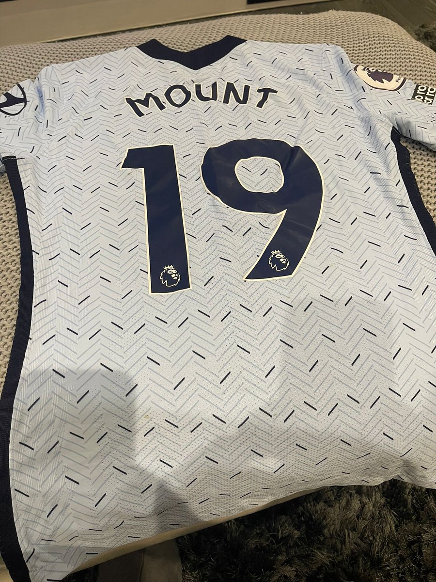 Worn Rudiger and Mount match shirts being auctioned for our fundraiser. 

Try and outbid me if you dare 👀 please comment or DM your offers.

All RT’s appreciated. Thanks.