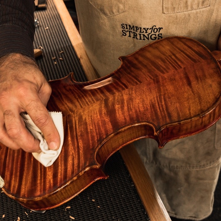 SimplyforString's tweet photo. Visit our Instagram account to see our latest post: https://t.co/dfin7u8XcS #simplyforstrings #violin #cello #viola #brisbane #shoplocal https://t.co/FOAVXwJDdw