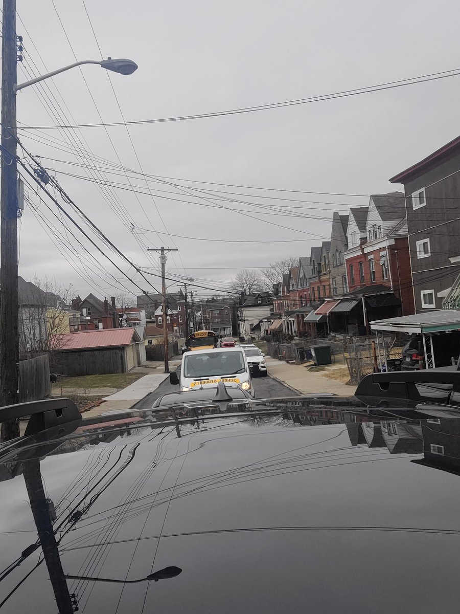 KHNeely's tweet photo. @Pittsburgh 
Everyday Garfield residents are taken hostage by the school pickup traffic at @ecspgh 
What can we do together to help solve this issue?
@TheNextPGH https://t.co/GHQggjsypW