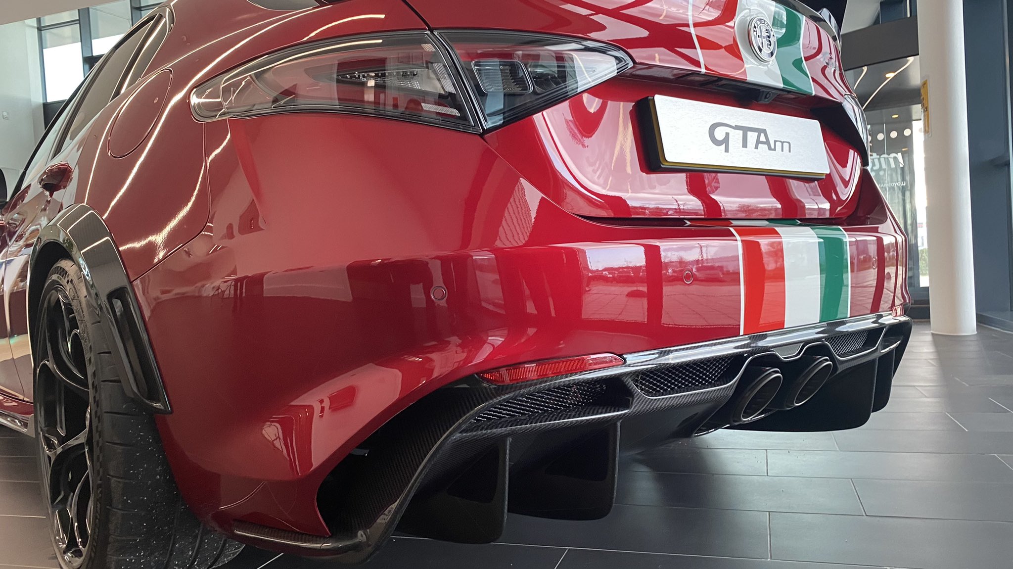 FMT2nXoXwAESdUp?format=jpg&name=large