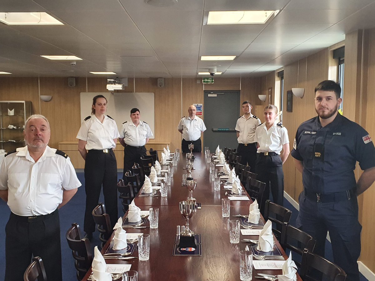 ✨ This week the Royal Navy and Royal Fleet Auxiliary students came together, working side by side to deliver a 2* Official Hospitality Function. #Theteamworks <a href="/RFAHeadquarters/">Royal Fleet Auxiliary</a>
<a href="/RNLogsjobs/">Royal Navy Logistics</a>