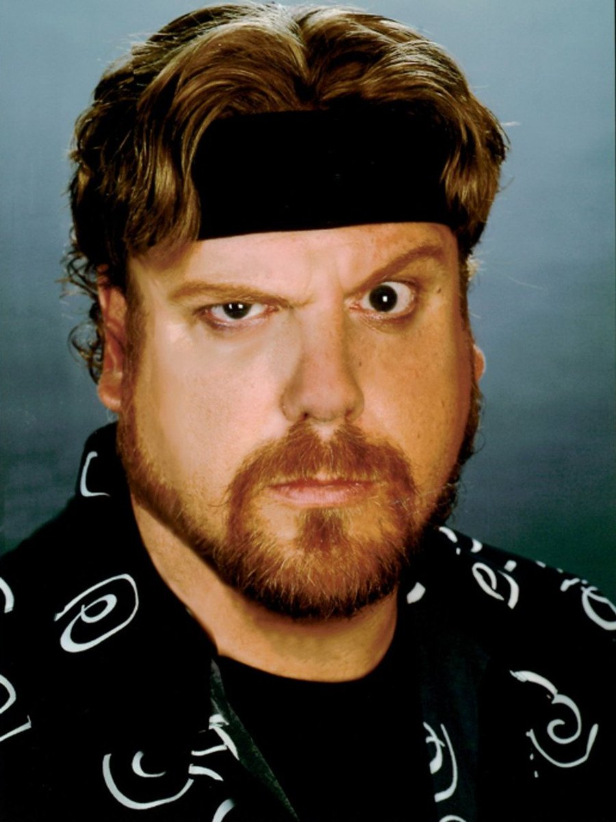 sauteslut's tweet photo. Amazing Johnathan was one of my favorite stand-up comedians as a kid. Blending comedy and magic but with more edge than the mute and the libertarian. Tragic loss. If you didn't see the documentary please do. Im glad he got to see it before passing. RIP in peace. #amazingjohnathan https://t.co/CjG0QsKTuq