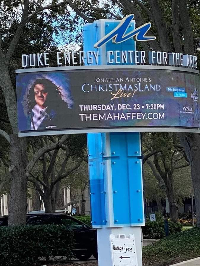 Two months ago to the day - a sign outside of the Duke Energy Center for the Arts with my branding on it, my face on it! I never tire of the feeling of seeing my cheeky little mug all lit up like that 😁 It already feels like its been years ❤️Looking forward to what’s next!