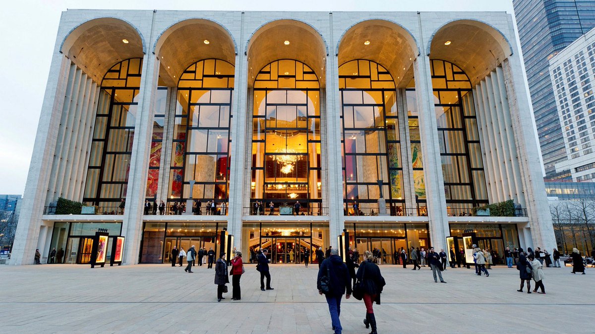 operamagazine's tweet photo. New York’s ⁦@MetOpera⁩ has announced its 2022-3 season, including the premiere of Kevin Puts’s The Hours, the company premieres of Terrence Blanchard’s Champion and Medea, and new productions of Fedora, Lohengrin, Don Giovanni and Die Zauberflöte. 
https://t.co/iR1EOz7YQB https://t.co/0ZyF2Q9WEI