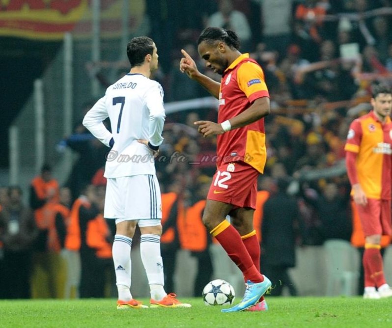 Bir zamanlar #CR7 , Şampiyonlar Ligi'nde Drogba'lı Galatasaray'ın rakibiydi...

#ATMMUN #UCL #CR7 #Drogba #Galatasaray #RealMadrid #CristianoRonaldo #Ronaldo