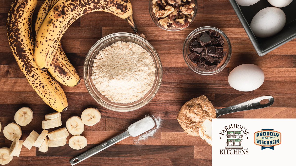 FrmhousKitchens's tweet photo. Happy National Banana Bread Day. Our favorite way to serve it is with room temp, salted handrolled butter. Yes!
#nationalbananabreadday #wisconsinbutter #bananabread https://t.co/Bvu1MDMddF