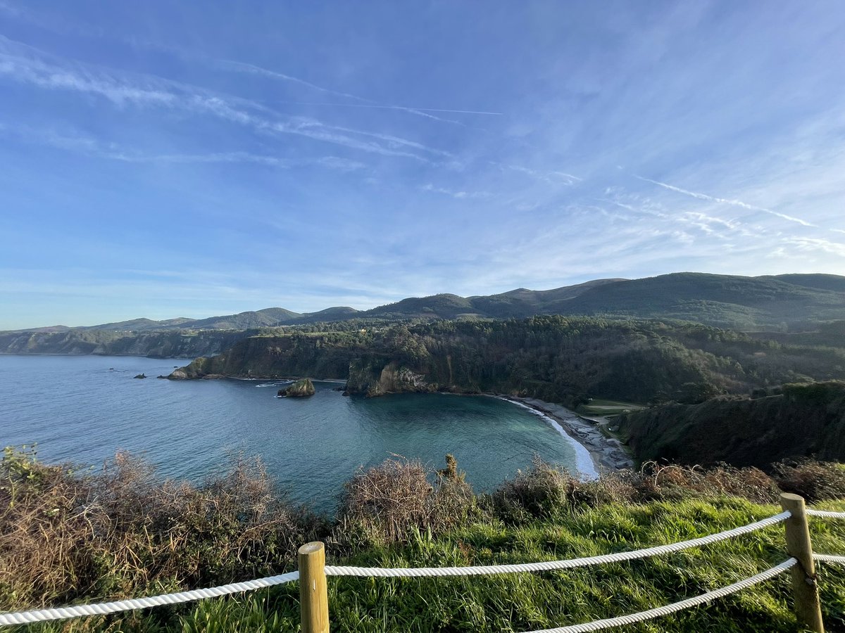 MalditAlejandra's tweet photo. Una visita al occidente asturiano. 

📷📍 La Regalina, Cadavedo

@TurismoAsturias qué bonita eres.

#Asturias #ParaísoNatural #Valdés https://t.co/8b187OXSGD