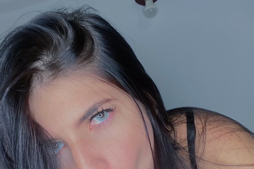 Que crees que estaba haciendo?👀

onlyfans.com/alvarado_jeany