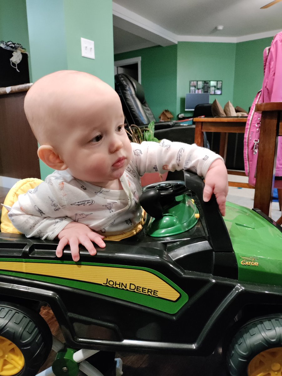 slgrosko's tweet photo. Hey @JohnDeere I have a pretty cute future tractor rider! #9monthsold #johndeerewalker #almostwalking #countryboy https://t.co/1uLmFgkrLo