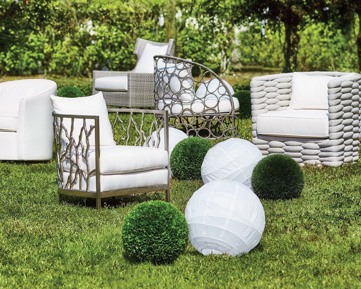 Lounge-worthy weather calls for stylish, comfortable pieces, featuring worry-free fabrics and finishes to withstand the sun. ☀️Which outdoor lounge chair is your favorite? ____________________________ #robbstucky #interiordesign #furniture #fl #floridahome #homedecor #outdoor
