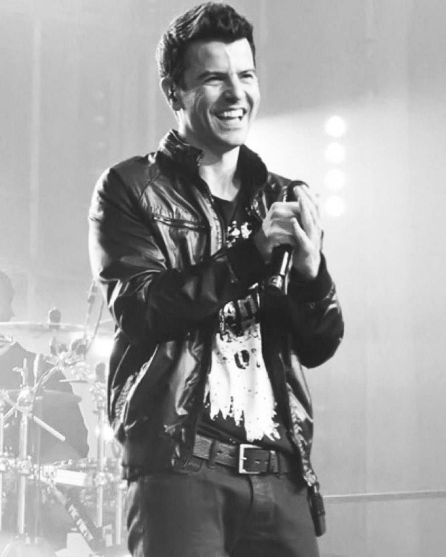 jks_mentalshot's tweet photo. Can’t wait to see this smile IRL 😍😍😍 just over 3 mths time go!!#weneedjordanback #Jordanknight #nkotb #newkidsontheblock #JKGirls #bhfamily https://t.co/eHpEnMfj49
