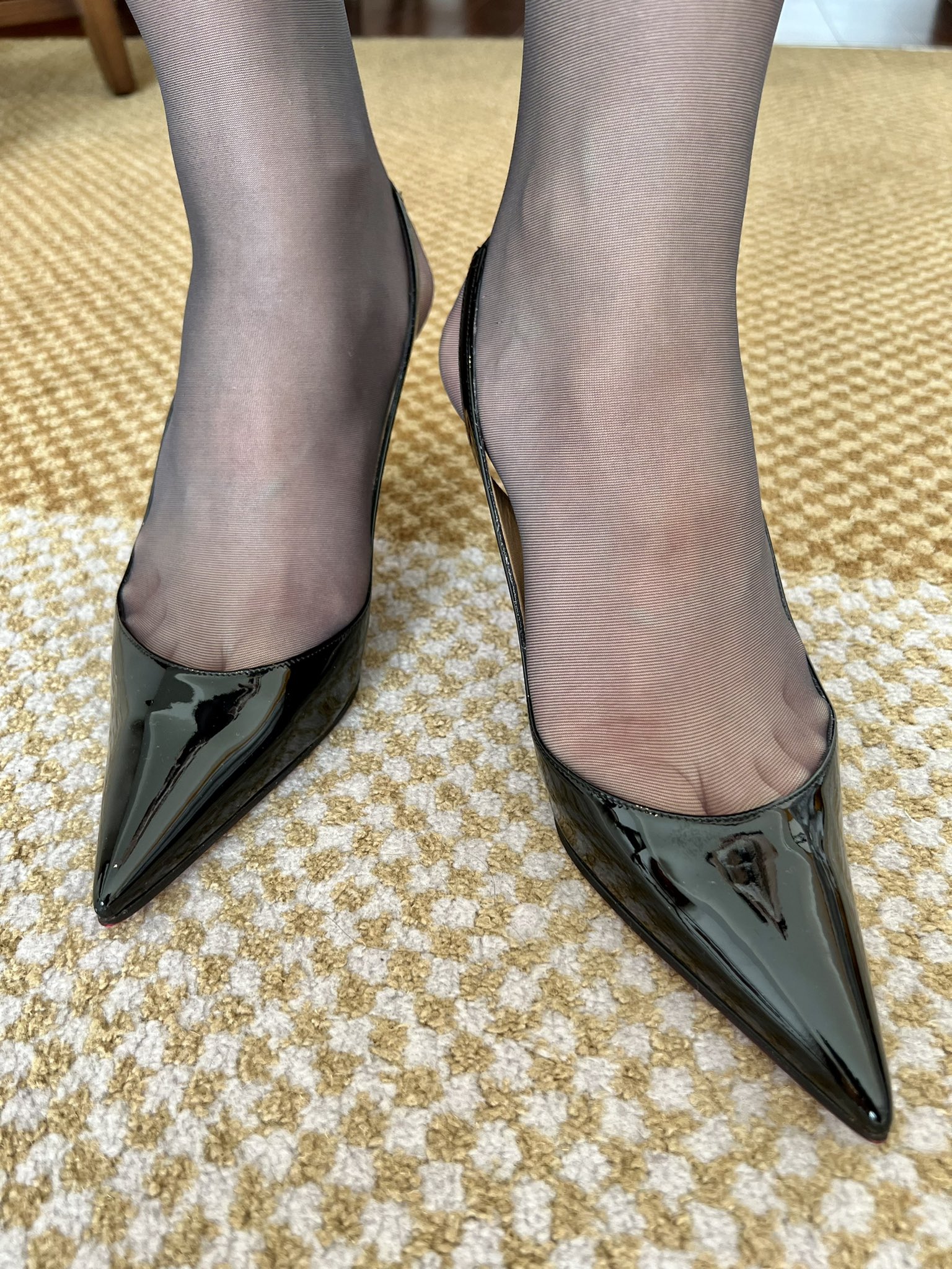 パンスト　パンプス 