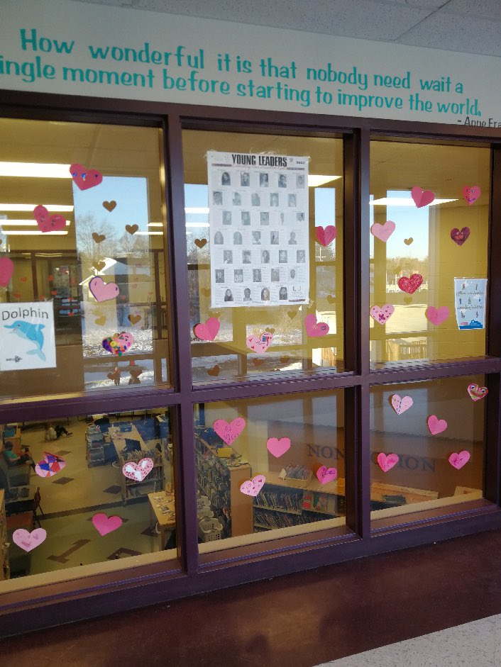 she_ns's tweet photo. Feeling the love here at SHES❤️ https://t.co/7ZsR80Madl