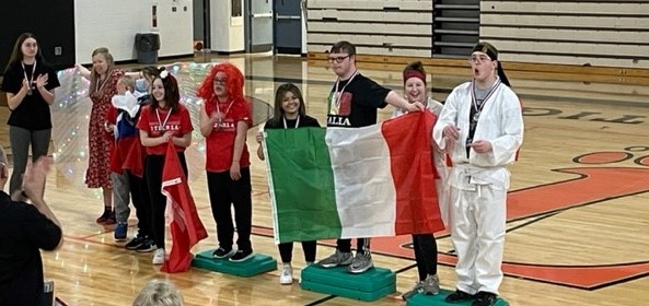 TPALoveland's tweet photo. Cheering on TPA student Alexia at the figure skating competition in Adaptive PE.  We loved all of the performances and were so lucky to secure an invitation thanks @HealthTeachLHS https://t.co/ezEReTNUxD
