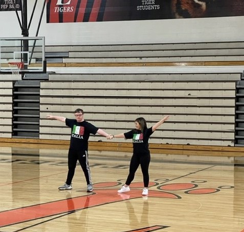 TPALoveland's tweet photo. Cheering on TPA student Alexia at the figure skating competition in Adaptive PE.  We loved all of the performances and were so lucky to secure an invitation thanks @HealthTeachLHS https://t.co/ezEReTNUxD
