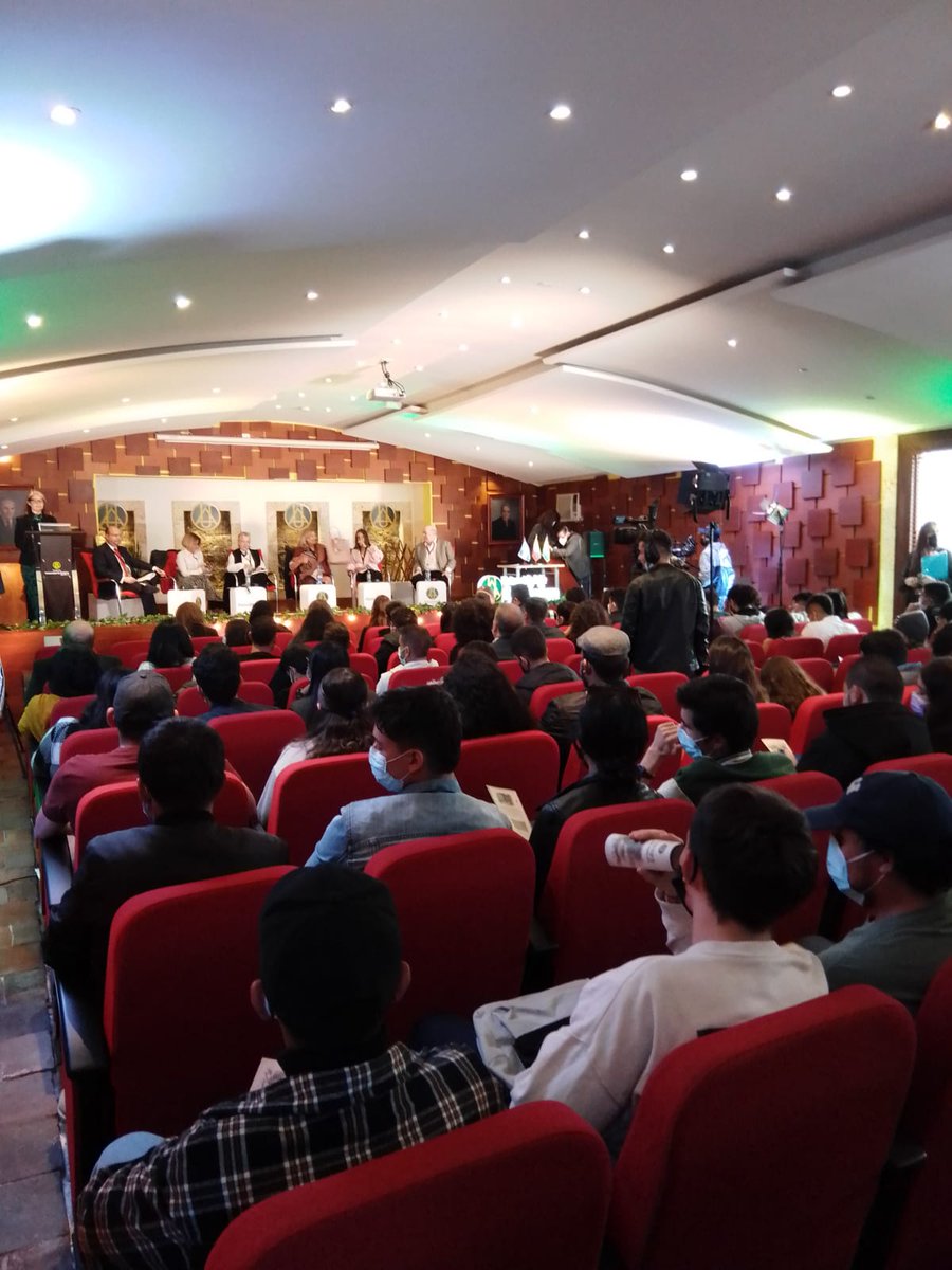 cipdhunesco's tweet photo. Registro de participación de la Directora Ejecutiva del CIPDH-UNESCO en la Cátedra Inaugural Derechos Humanos y Paz: Una Agenda con los Jóvenes  en la Universidad de América con sede en la ciudad de Bogotá

#ddhh #paz #Juventude https://t.co/JE7HOKtFTp