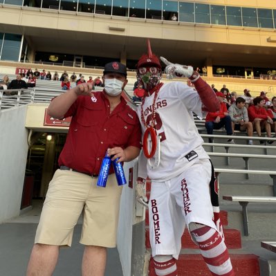 TannerBearden's tweet photo. #NewProfilePic https://t.co/DvCdqcEWCB