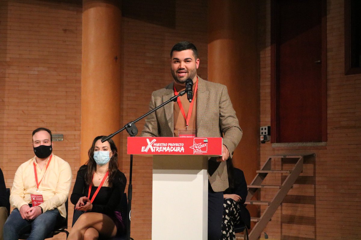 FedeGonzalezTr's tweet photo. 🗣 Salimos de este X Congreso de Juventudes Socialistas de Extremadura mucho más reforzados y cohesionados, estamos más que preparados para hacer proyecto de región y conseguir grandes cosas.

Adelante compañeros y compañeras ♥️ https://t.co/VR8nWRv6Bp