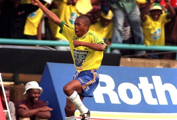 RasNyiko's tweet photo. Ta Mintlangu 19h05: We go on to finish what we started with Joel Fire Masilela as a legend and etc. Let us talk about the legend? #LegendWednesday #Tamintlangu #let’sroll https://t.co/3YT1l17gM0