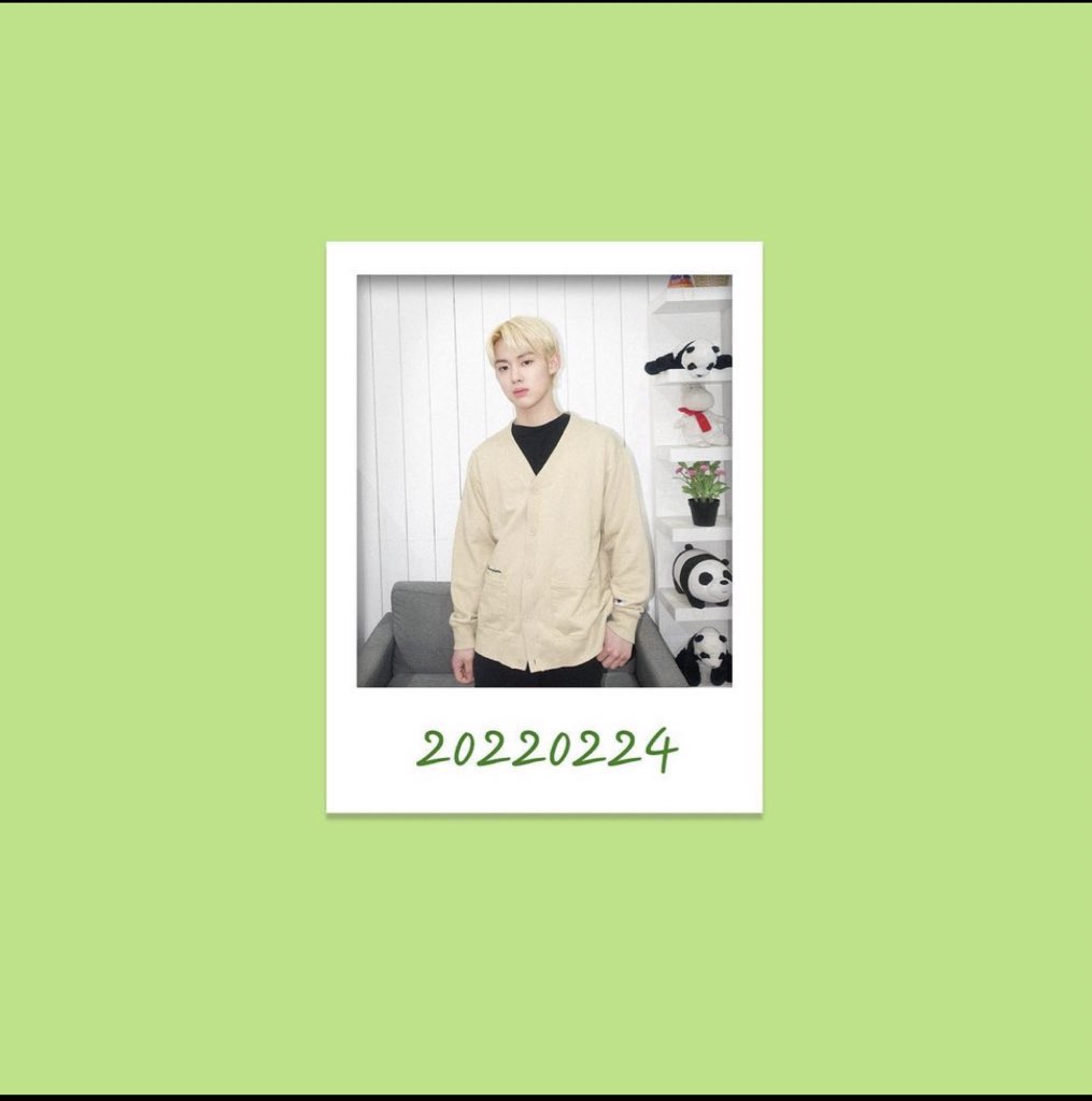 FaulenzeEdel's tweet photo. С днём рождения Солнце 😭
Пусть у теб�� все будет замечательно ✨
#HappyKairiDay #HAPPY_KAIRI_DAY #Kairi #KAIRI #T1419 https://t.co/FYQgyKfy8S