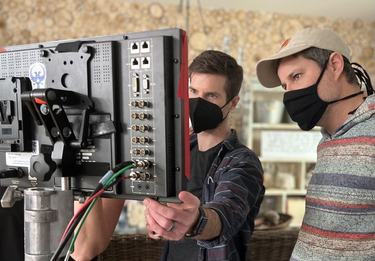 ZMediaVentures's tweet image. Hard at work producing the greatest results for our clients! #midweekmotivation