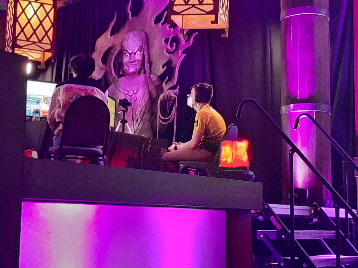 Our very own <a href="/Goosefancy/">miles</a> taking the main stage! #UptheUnkind