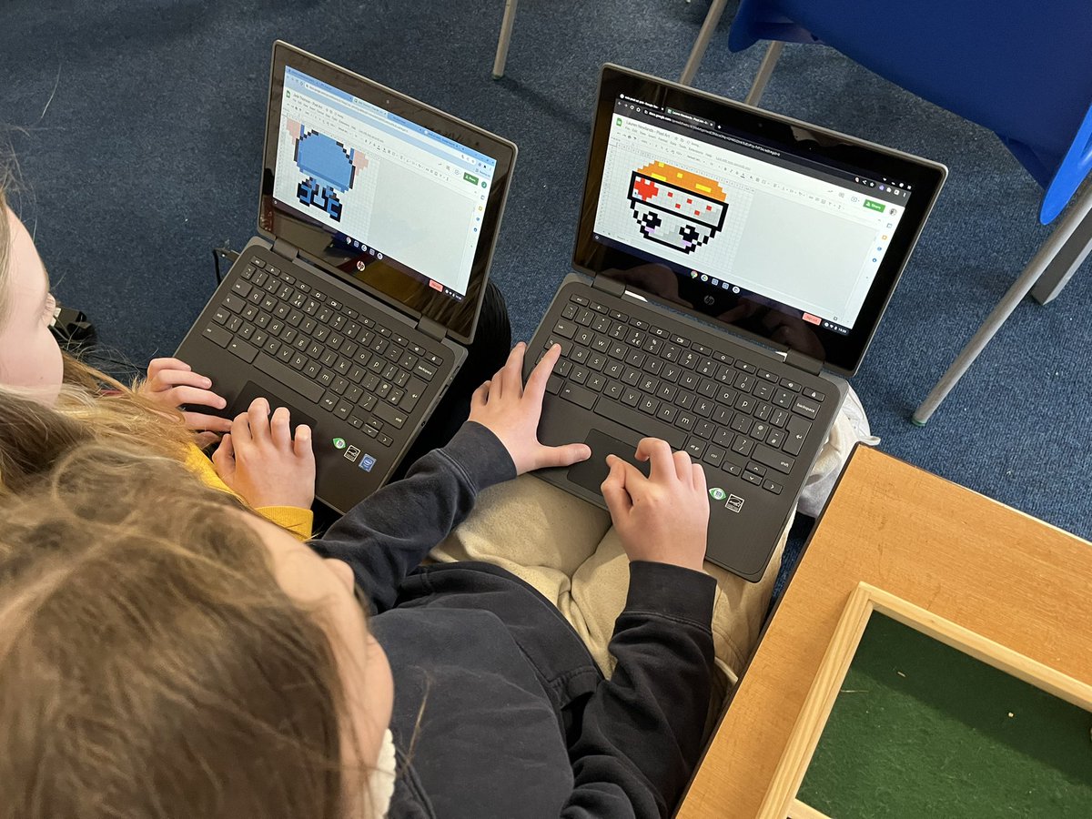 Mrs Scott tweet media