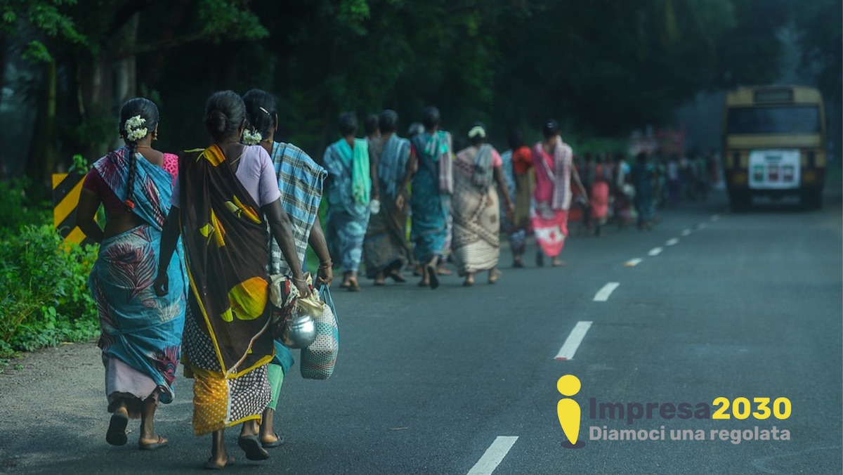 OxfamItalia's tweet photo. #Ue: nuove regole sulla responsabilità sociale d'#impresa. Un importante passo avanti, ma non basta"
Il commento della campagna @impresa2030, sostenuta anche da #Oxfam.
News👉 https://t.co/Oui49wI4Ey https://t.co/IE4CucxIhl