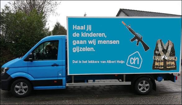 PoliZiek1's tweet photo. Albert Heijn pas bestelbus reclame aan…😳😅
#gijzeling #leidscheplein #AppleStore https://t.co/YIiKI5TCpd