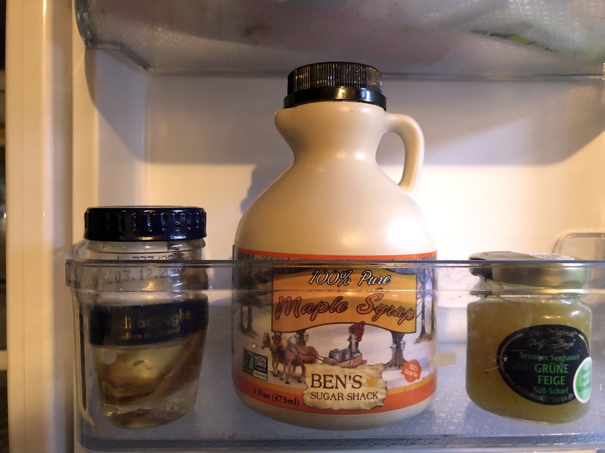 Rieseled's tweet photo. New Hampshire maple syrup, anchovies and fig chutney. I’m not a #flavor junkie, you’re a flavor junkie… #favfoods https://t.co/sn7IXPpeQV