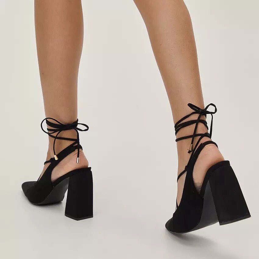 framagarb's tweet photo. Hello it doesn’t take too much to support my business please like and retweet even if you’re not purchasing.

Available in size 36-41
IG @framagarbshoes https://t.co/Pvfw39Bv0j
