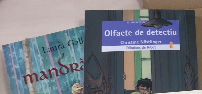 bibliocardedeu's tweet photo. Gràcies a la @carolborras i a l'equip de @bromera per la seva aportació al projecte #ELIJMENTAL de la @bibliocardedeu.
#detectius #LIJ #collesinvestigadors #noiesdetectius #tempsmort @bibliotequesXBM @bibliotequescat https://t.co/xkhL2MSZ4v