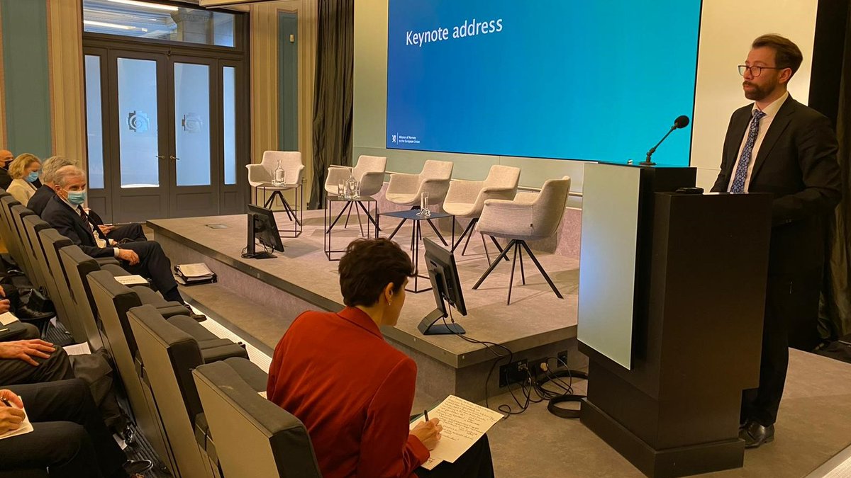 energidep's tweet photo. โ We will continue exporting large volumes of natural gas to the EU for a long time. And our natural gas could become the basis for low-emission #hydrogen production in combination with #CCS, said ๐ณ๐ดState Sec. @amund at the EU-Norway #GreenPartners event in Brussels today ๐ช๐บ๐ณ๐ด https://t.co/afptj4X02x