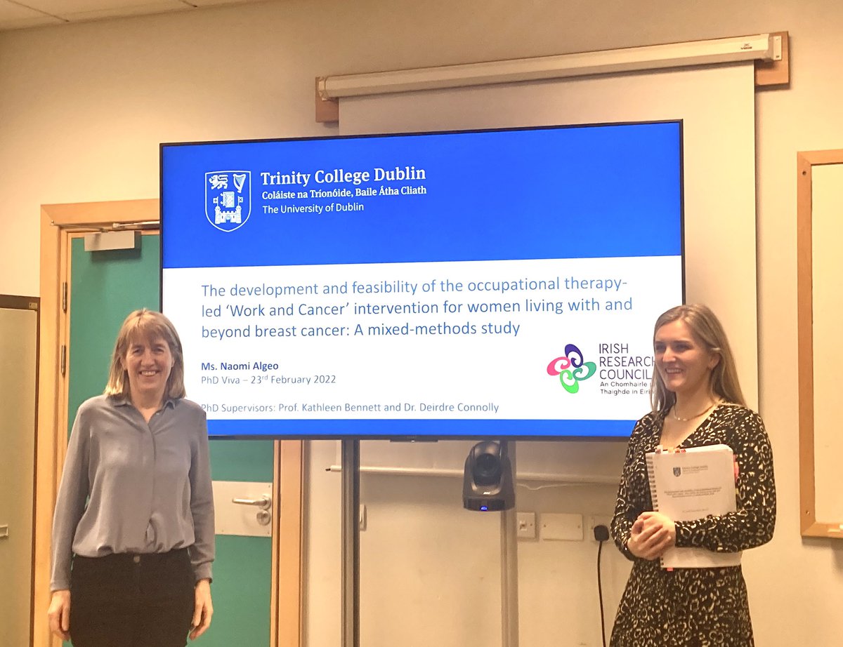 NaomiAlgeo's tweet photo. …Ph.inisheD! ⚔️ 
Thrilled to have successfully defended my PhD thesis this afternoon @TrinityMed1. 
Thank you to my wonderful Supervisors @deirdretcd and @pharmacoepircsi, Examiners and our Chair @StapletonTadhg. What a three years it’s been! https://t.co/opLsmVEnUE