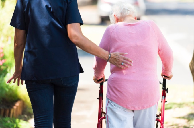 Home care can range from high specialized care like a neurologist’s visit, to generalized care like companionship or housekeeping. Whatever you need to live alone with confidence, there is a home care professional to help.  bit.ly/3CsUSem #aginginplace #seniors