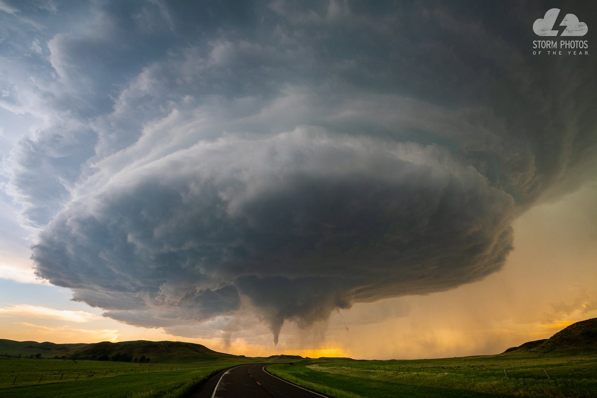 Storm Photos of the Year tweet media
