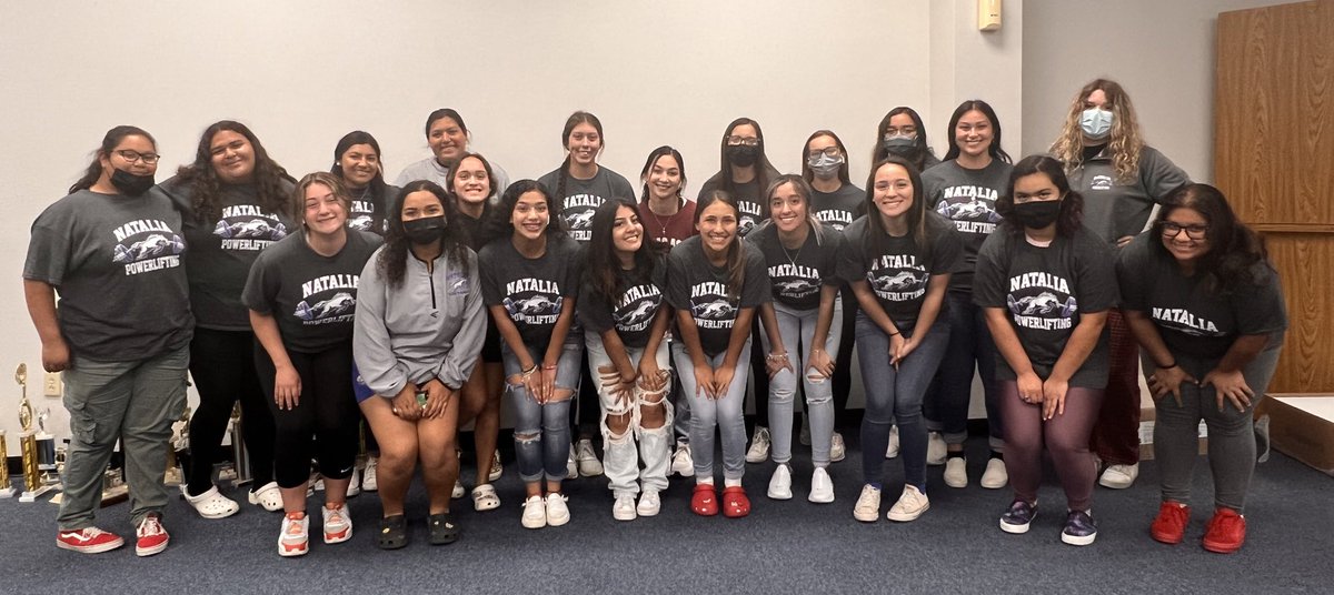 MustangPWL's tweet photo. Natalia Powerlifting Girls Regional Team 🤍

Congratulations to the 21 girls who will compete on Monday in Edinburg, Texas! 🥳 https://t.co/AVZPoKirHr