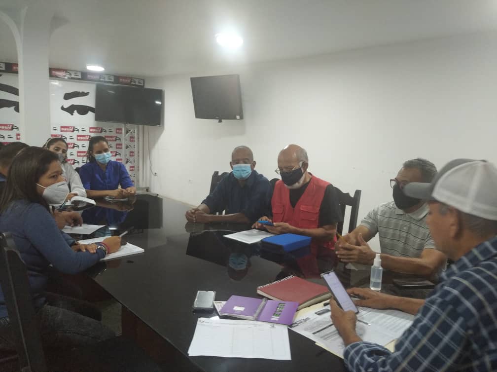 Hoy #23Feb en la sede del <a href="/psuvportuguesa_/">Partido PSUV Portuguesa (oficial)</a> de Guanare, me encuentro apoyando las postulaciones de los delegados y delegadas por el Sector #AdultoMayor, rumbo al V Congreso del <a href="/PartidoPSUV/">PSUV</a>, junto al camarada Antonio Vázquez y el Dr Pedro Chapon.

<a href="/NicolasMaduro/">Nicolás Maduro</a> <a href="/dcabellor/">Diosdado Cabello R</a>