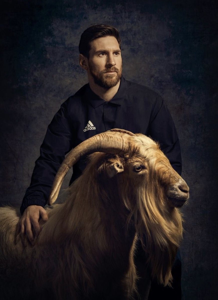 kh_20p's tweet photo. ميسي هو كرة القدم #Messi𓃵 https://t.co/55kuT6mQCI